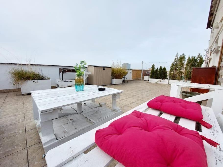 Sweet Dreams Suites Panoramic Studio Zodiac Dorobanti Bucharest Luaran gambar